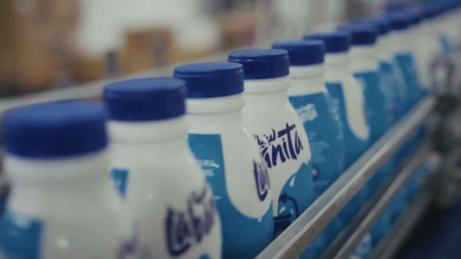 Labanita bottles on the SECLAM line